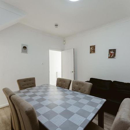 Plaistow Cosy Double Rooms - 8 ลอนดอน ภายนอก รูปภาพ