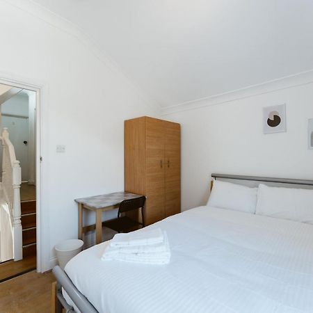 Plaistow Cosy Double Rooms - 8 ลอนดอน ภายนอก รูปภาพ