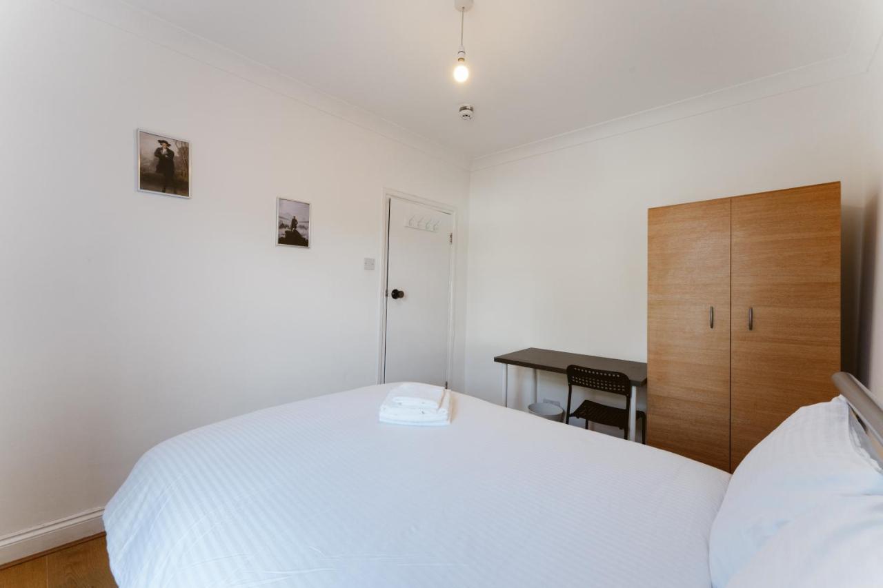 Plaistow Cosy Double Rooms - 8 ลอนดอน ภายนอก รูปภาพ